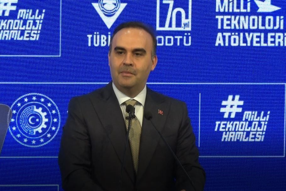 Bakan Kacır: 'ODTÜ'deki 10 bin 600 öğrenci ve araştırmacıya yaklaşık 4,8 milyar lira destek verdik'