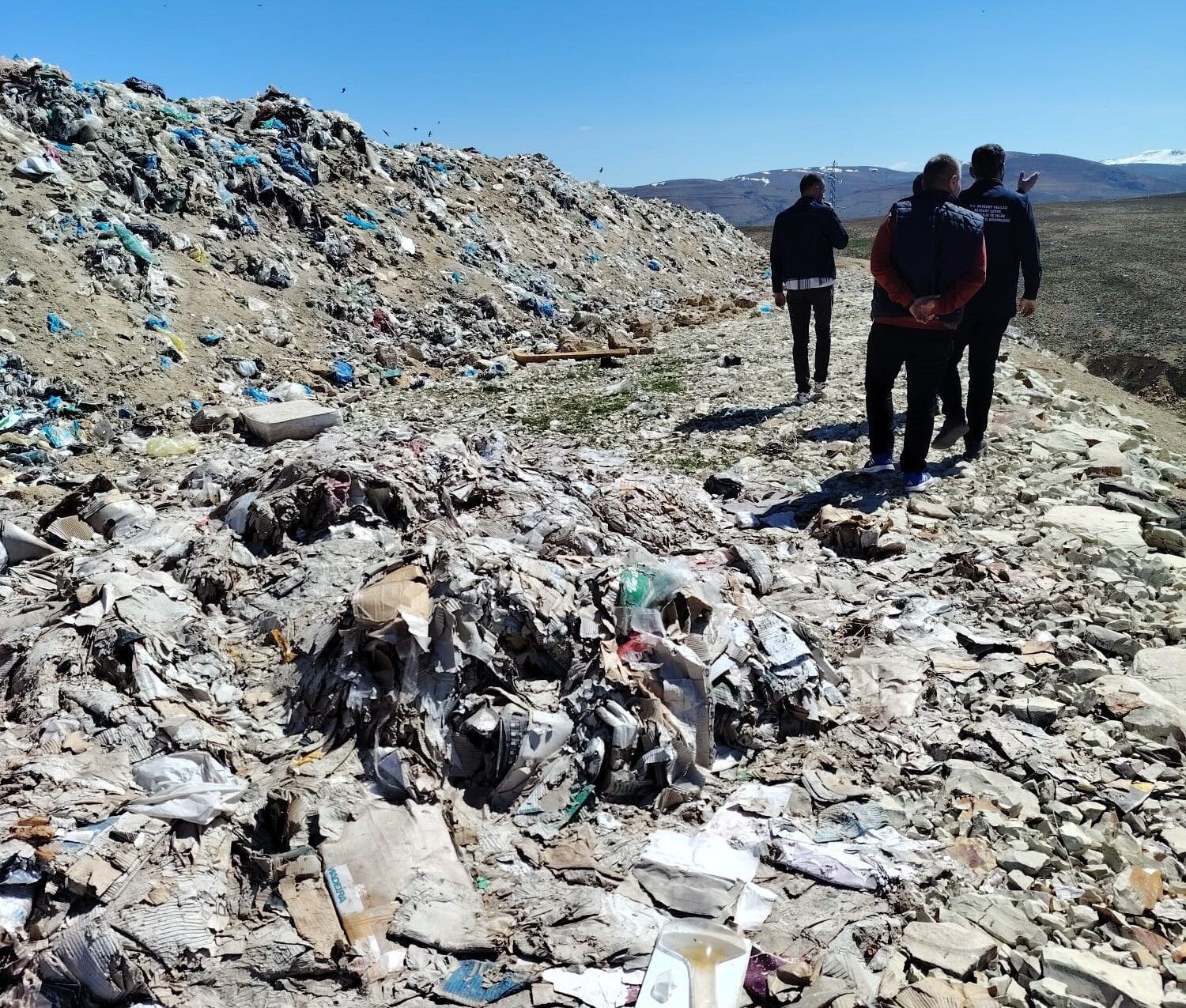 Bayburt'ta katı atık sahasında çevre denetimi yapıldı