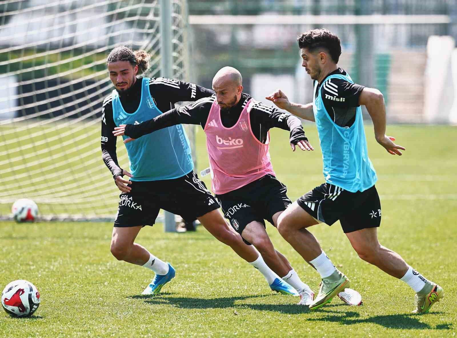 Beşiktaş'ta Alanyaspor maçı hazırlıkları başladı