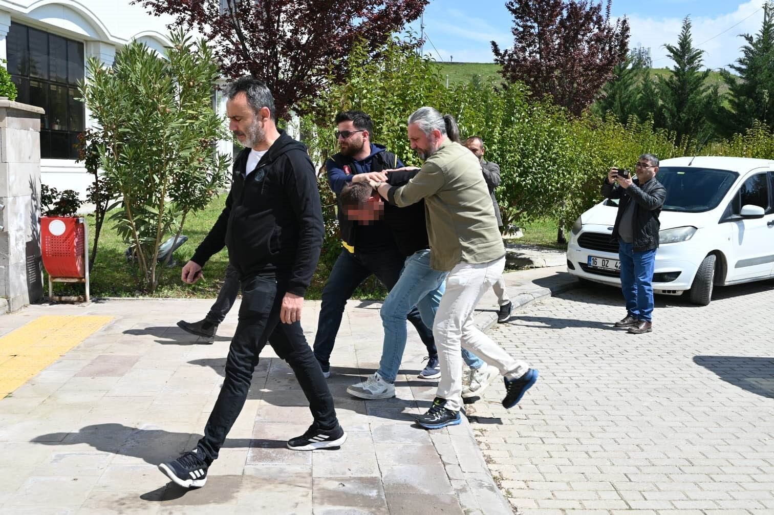 Bursa'da yaşlı kadını öldüren zanlı tutuklandı