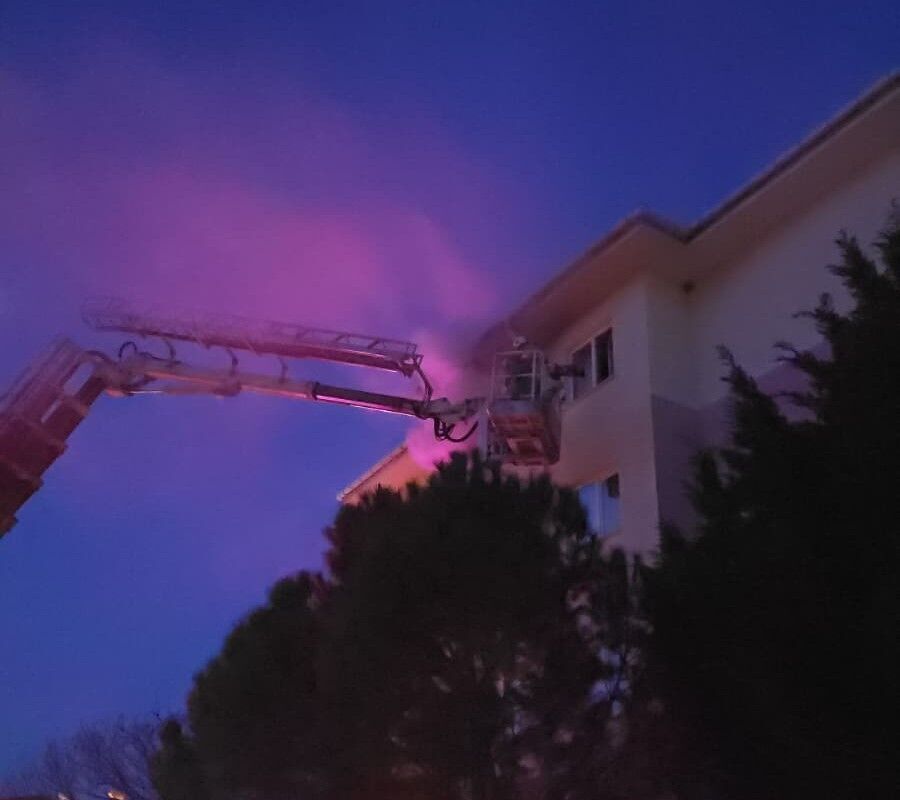 Edirne'de apartman dairesinde korkutan yangın