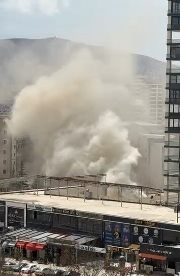 Elazığ'da baca yangını korkuttu