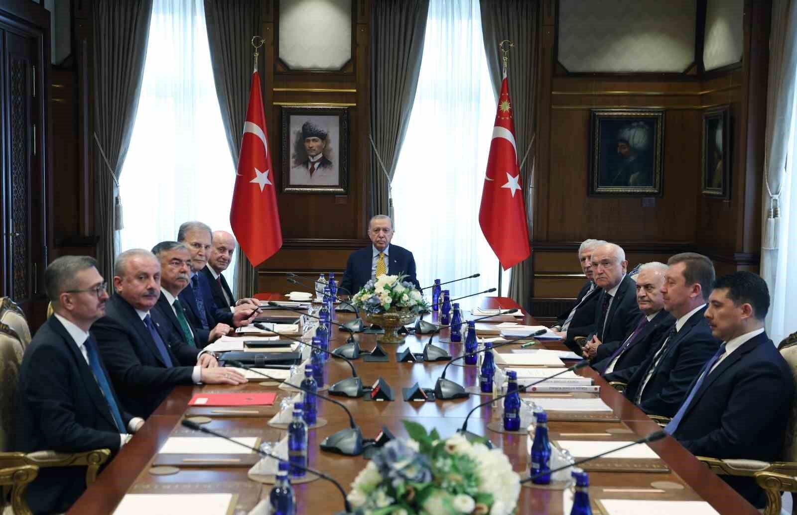 İletişim Başkanı Duran'dan YİK Toplantısı'na ilişkin açıklama