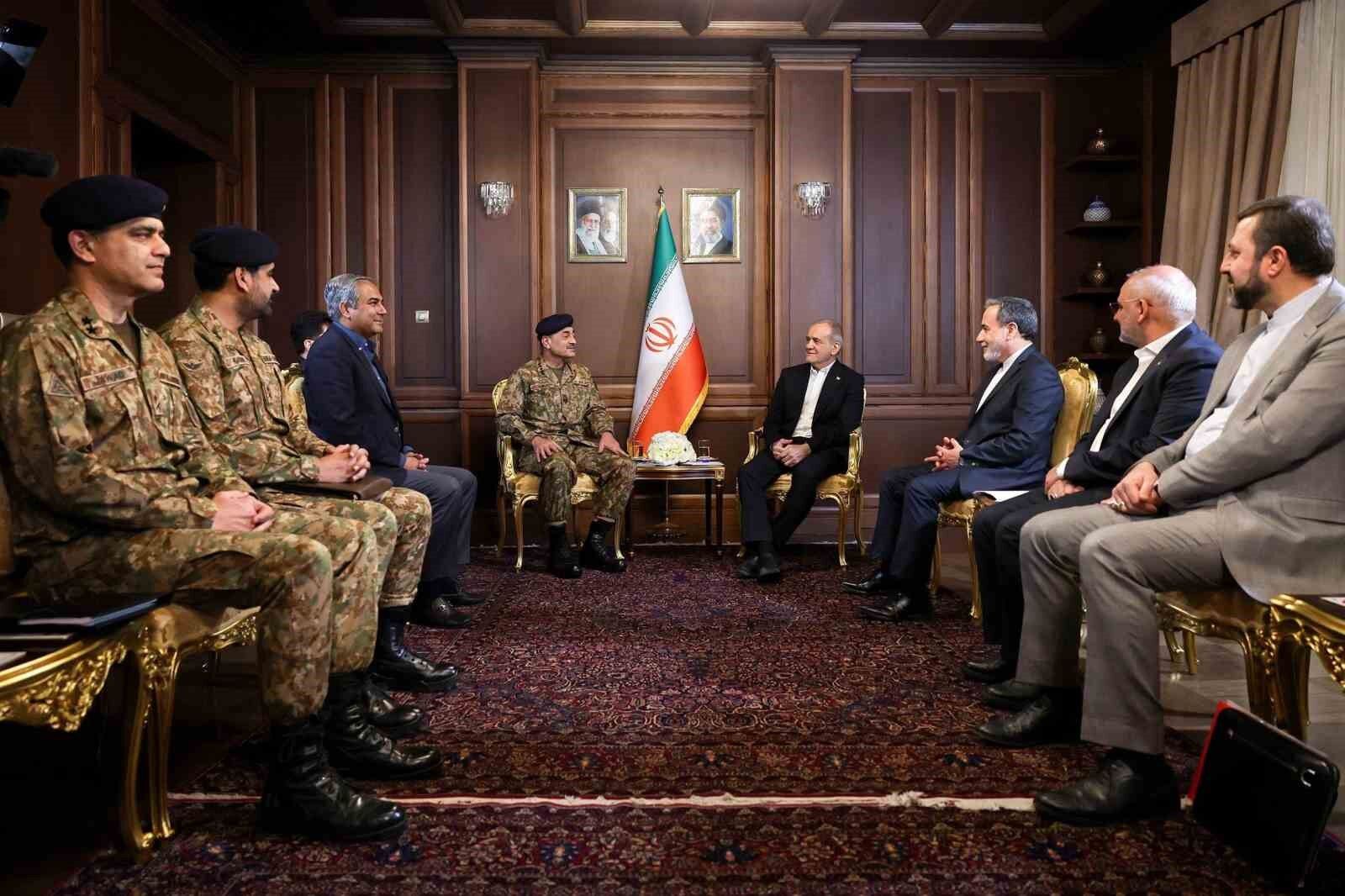 İran Cumhurbaşkanı Pezeşkiyan: 'ABD galip gelmeyecek, dünya ağır bedeller ödeyecek'