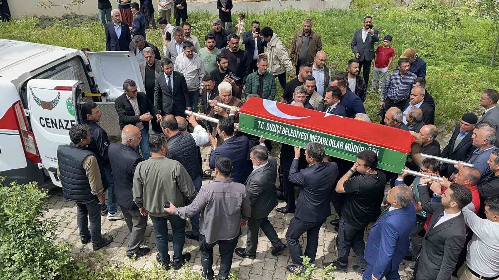 Kahramanmaraş'taki saldırıda hayatını kaybeden öğrenci Osmaniye'de toprağa verildi
