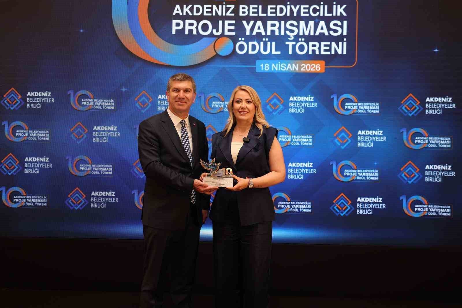 Merkezefendi Belediyesi Atatürk Bilim Merkezi, Akdeniz Belediyecilik Proje Yarışmasında ödül aldı