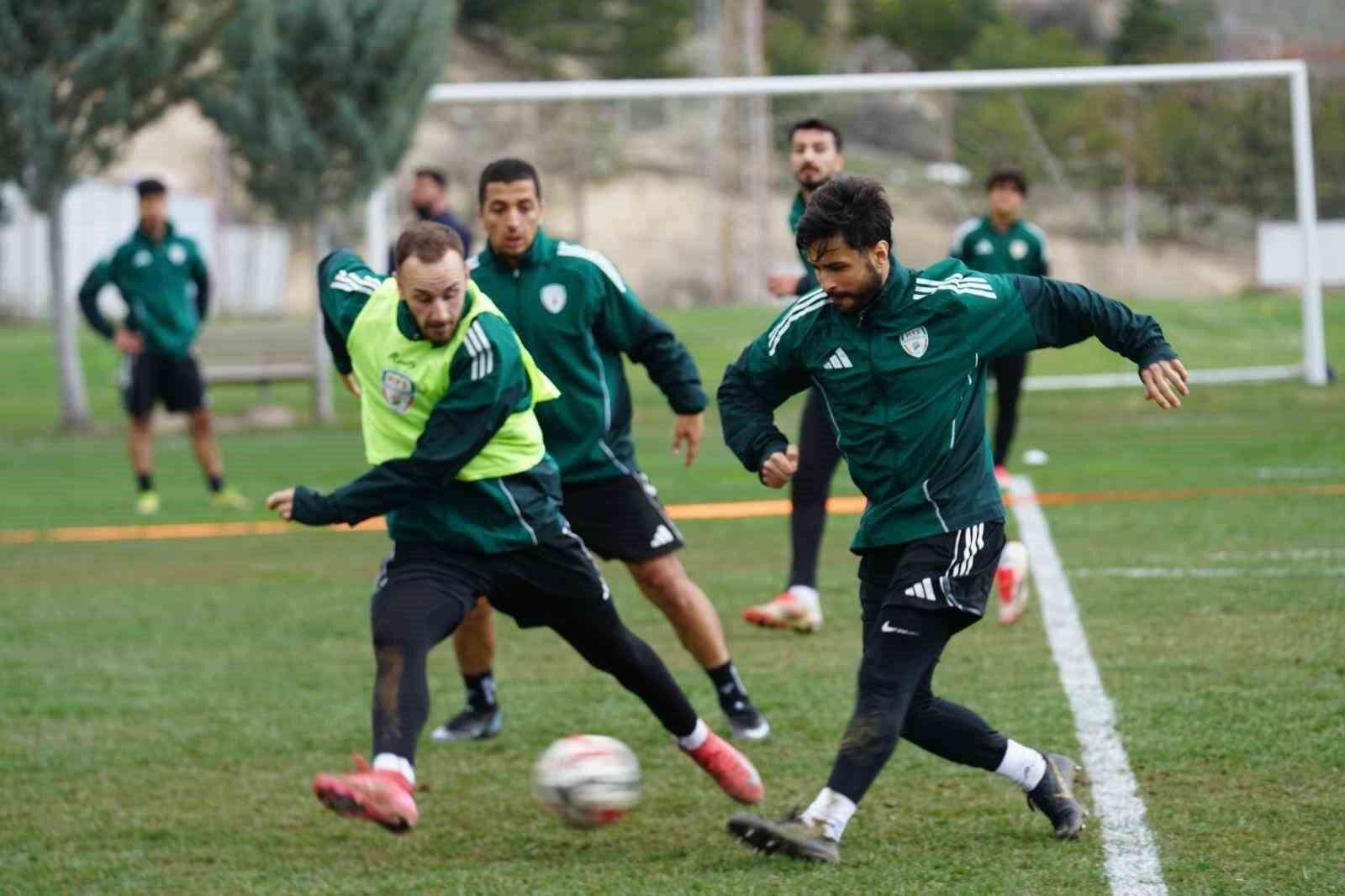 Murat Yıldırım: 'İnşallah ilk hedefimiz play-off, ardından da üst lig'