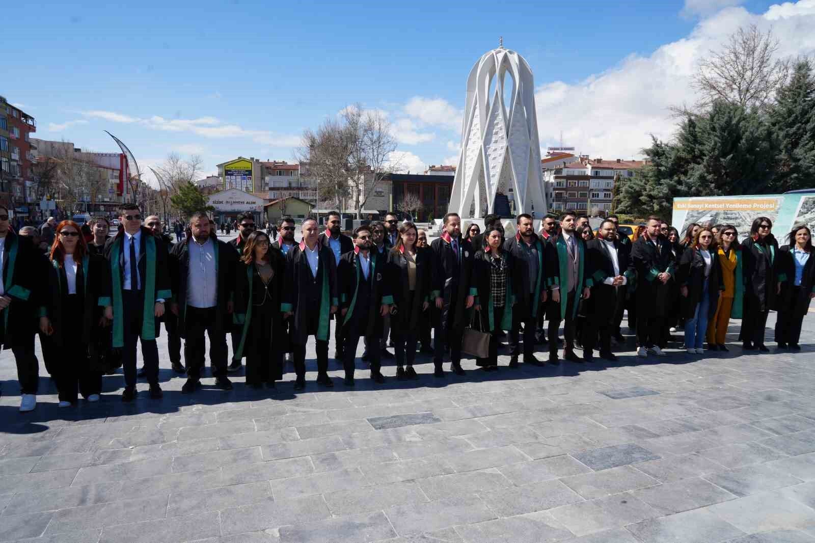 Niğde Barosu Başkanı Öztürk: 'Mesleğin güçsüzleşmesi, doğrudan vatandaşların adalete erişimini zedeler'