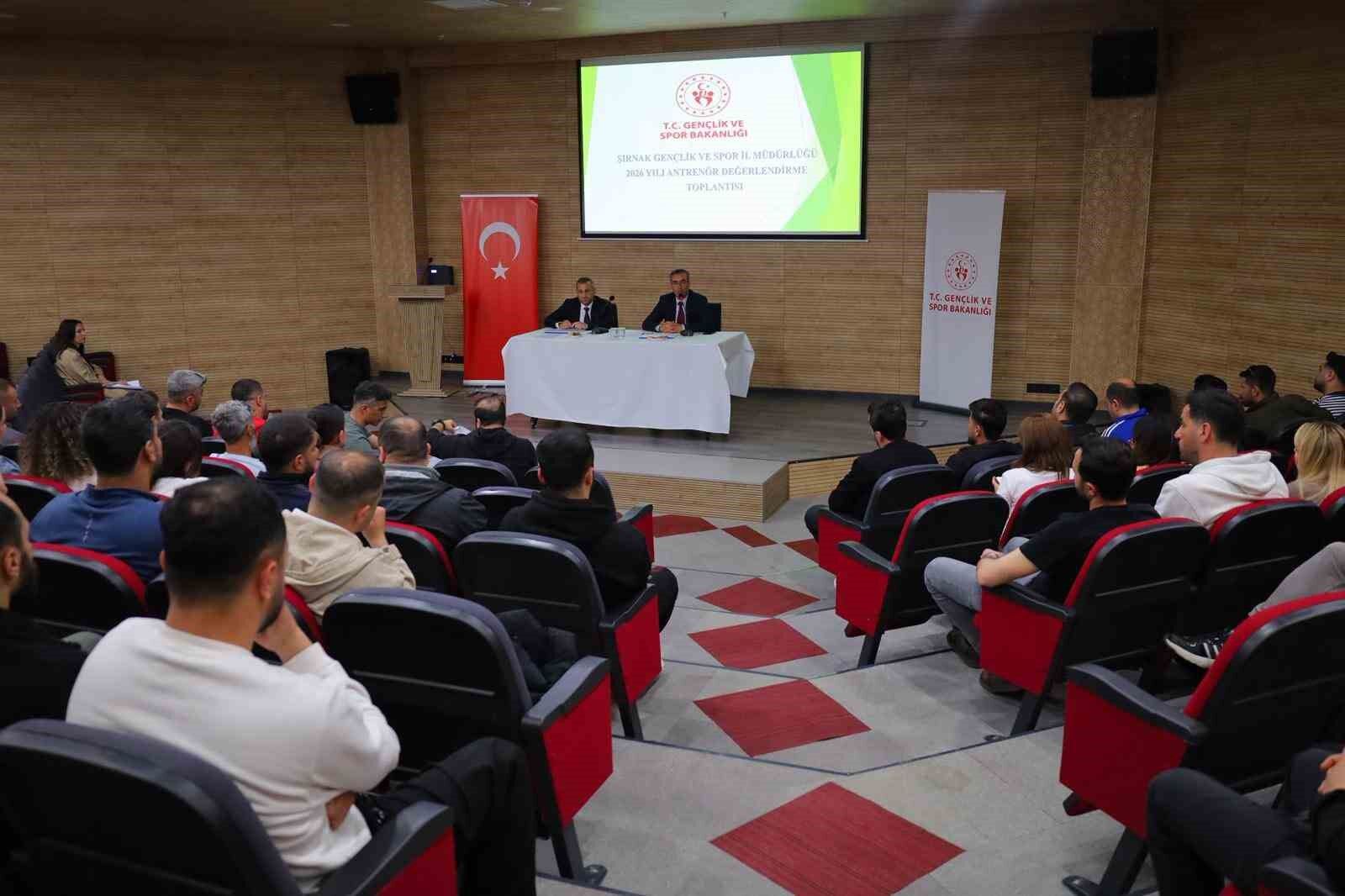 Şırnak'ta sporun mimarları bir araya geldi