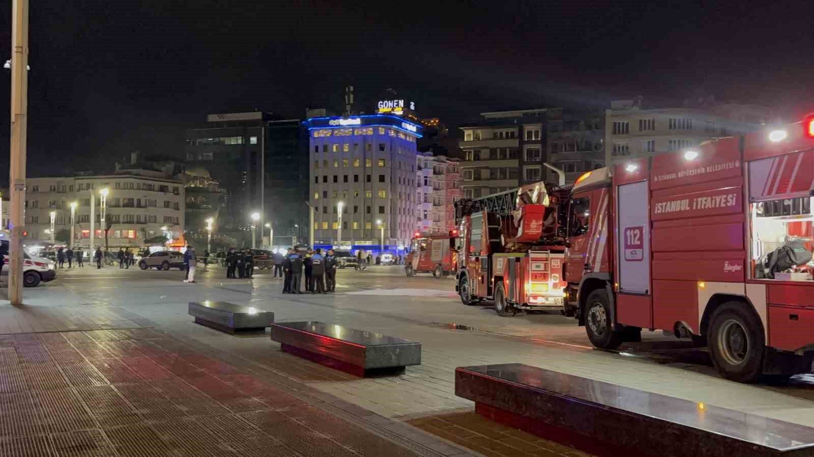 Taksim Metro İstasyonu'nunda yangın paniği