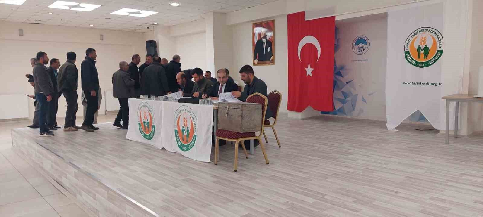 Tomarza Tarım Kredi Kooperatifinde Başkan Tezcan gücen tazeledi