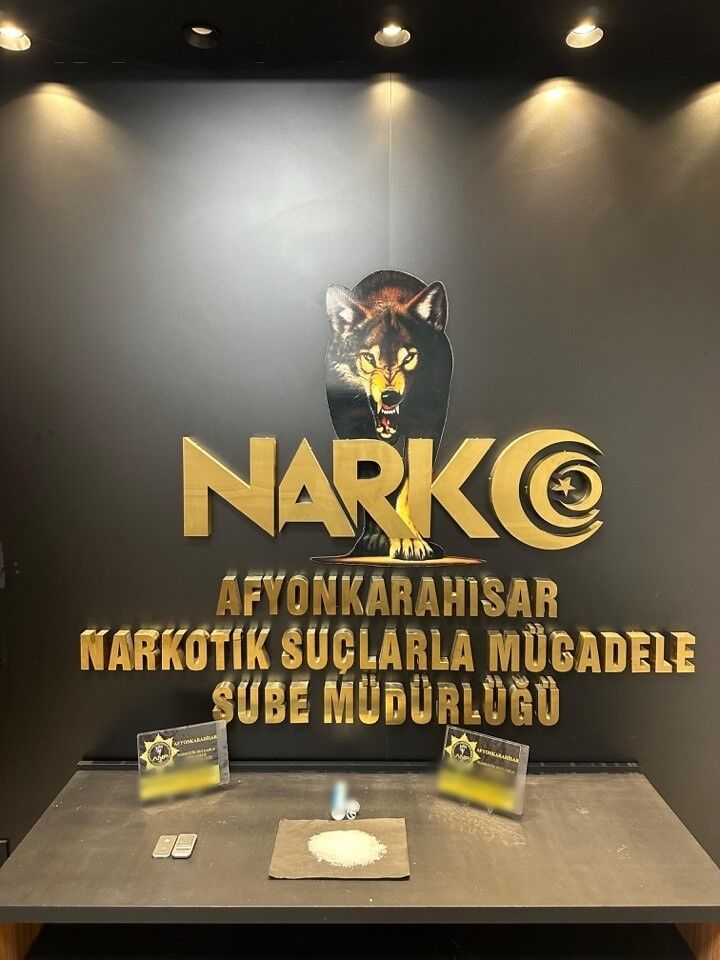 Uyuşturucu ve hassas teraziyle yakalanan şahıslar tutuklandı