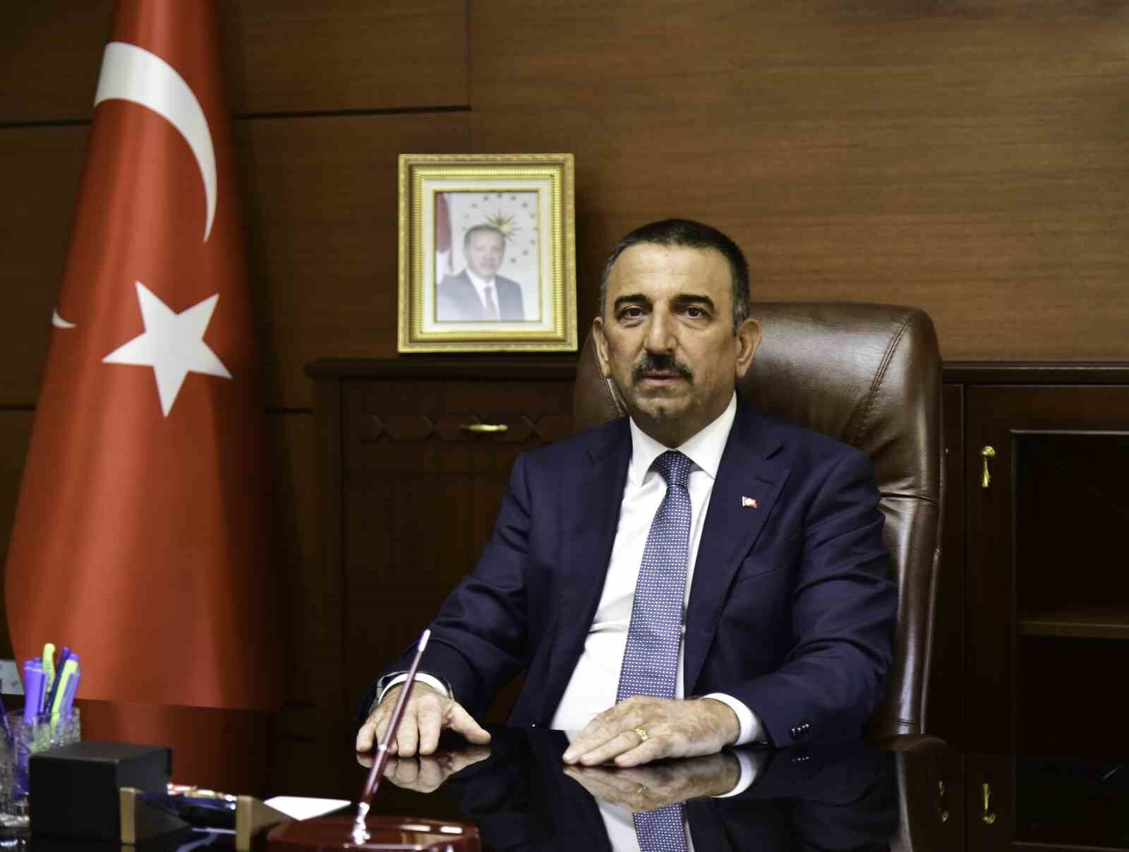 Vali Hacıbektaşoğlu'ndan 23 Nisan mesajı