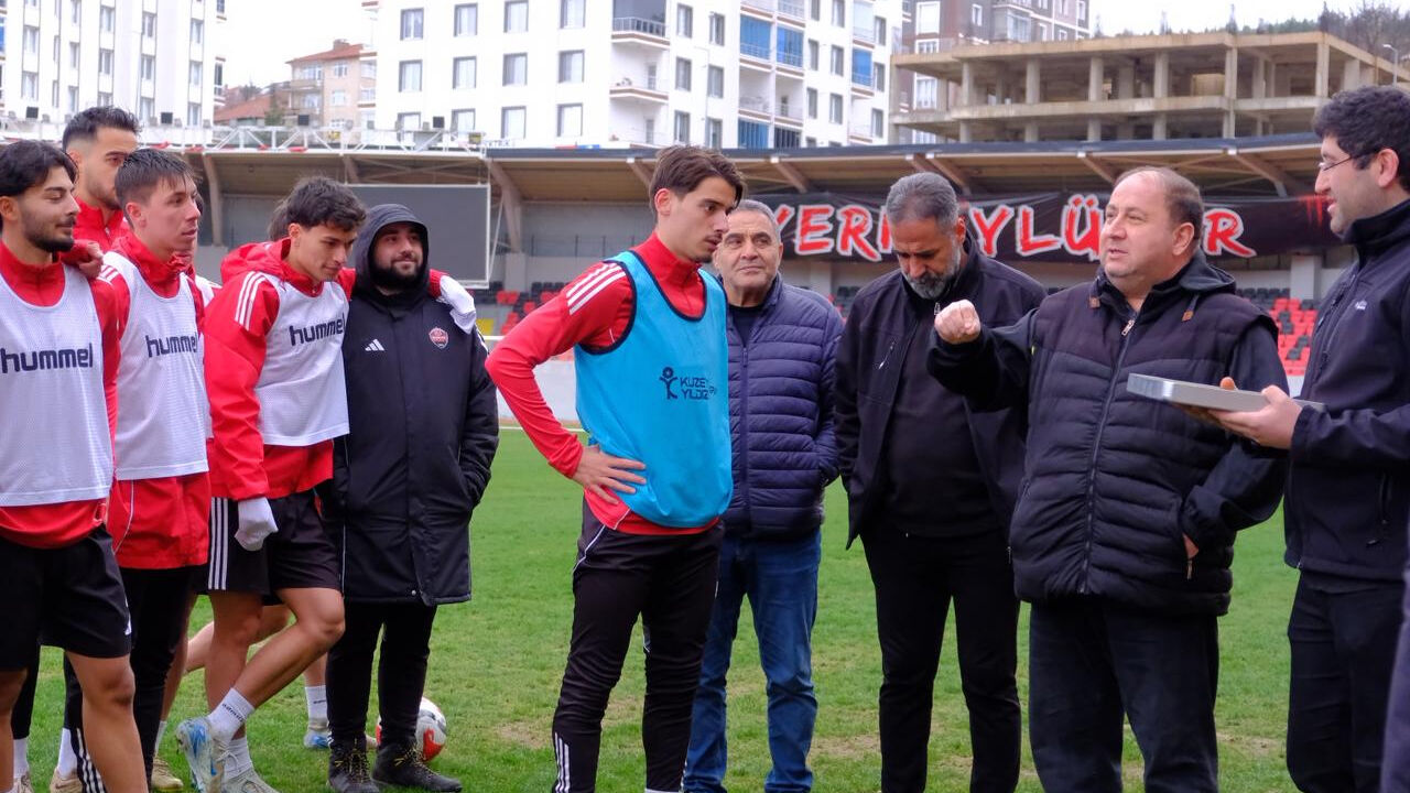 Play Off Öncesi Yozgat Bozokspor'a Moral Ziyareti
