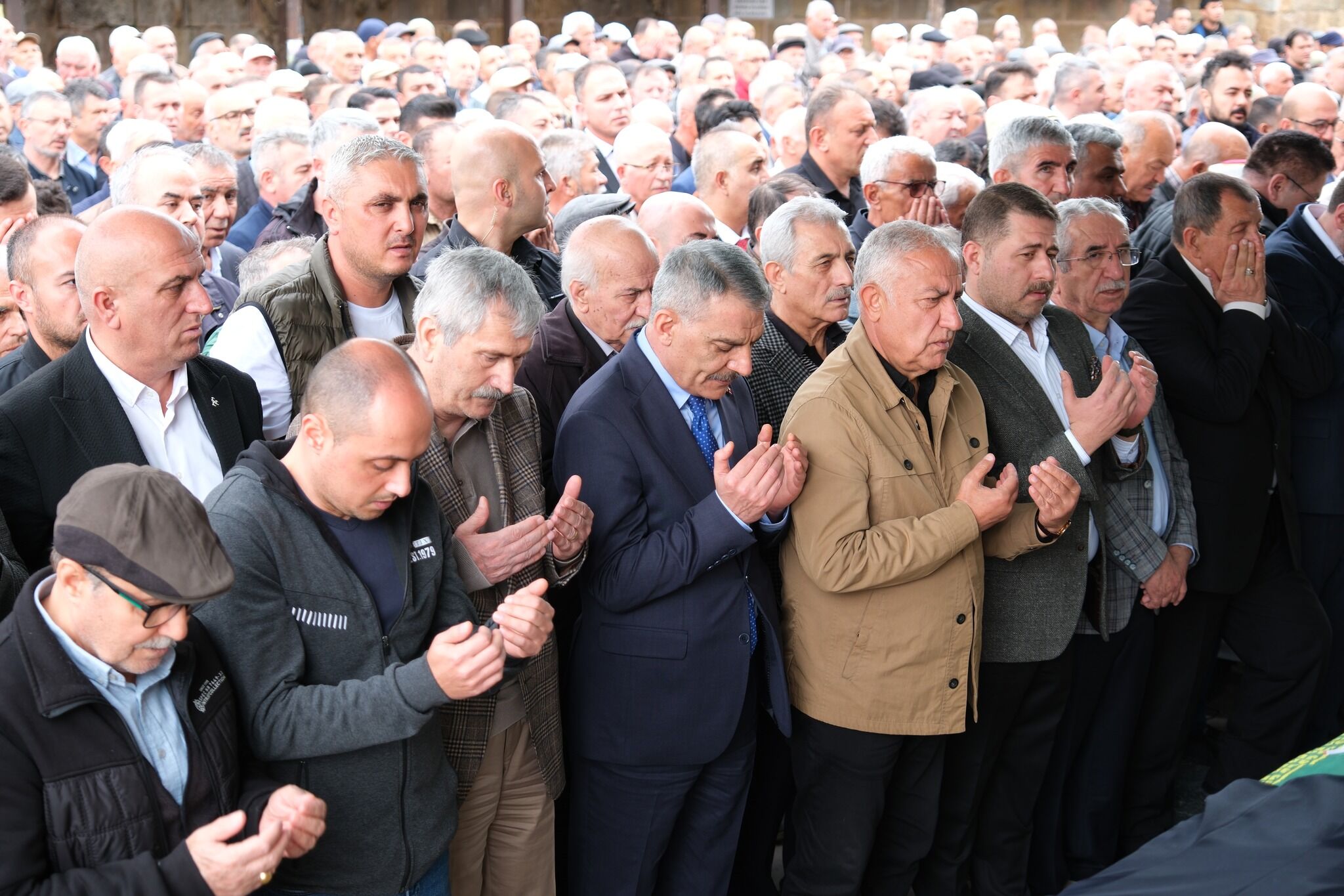 Atilla Saygı Son Yolculuğuna Uğurlandı (2)
