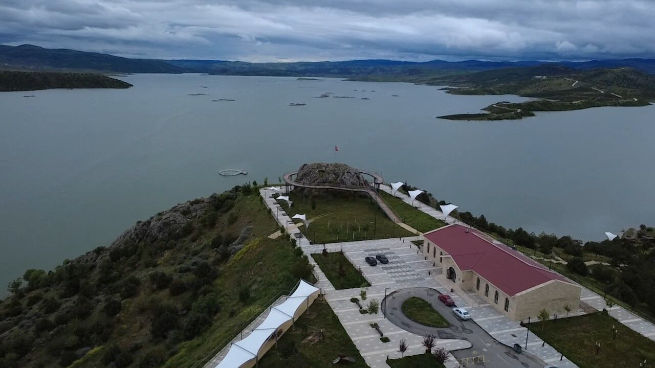 Çekerek Barajı Taştı Doluluk Yüzde 100'Ü Geçti (3)