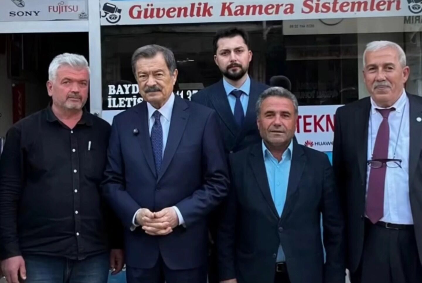 Kayalar'dan Yerköy'e Çıkarma Esnaftan Şehit Ailelerine Kapı Kapı Ziyaret (2)