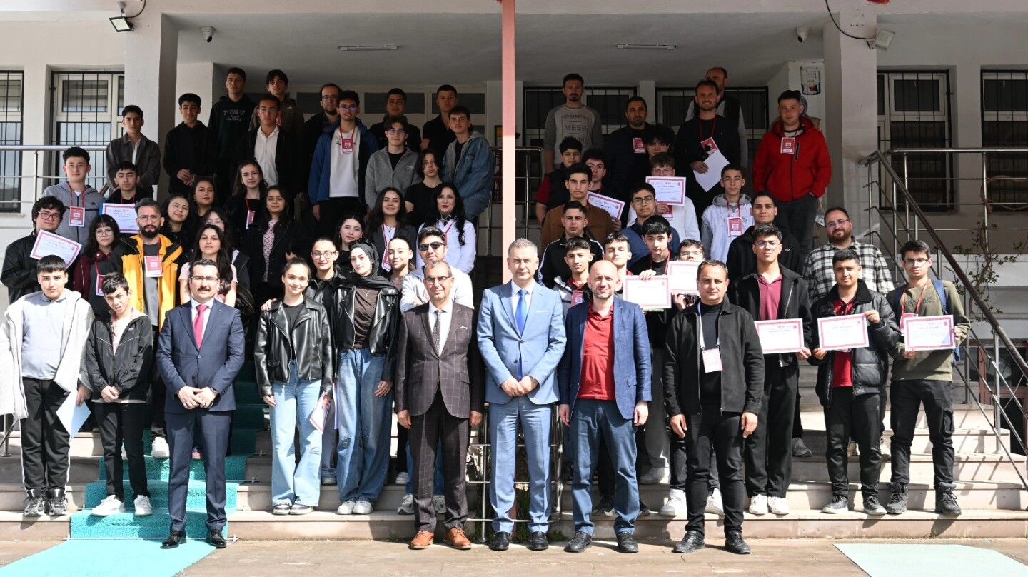 Yozgat Çamlığı'nda Dijital Yürüyüş Lise Öğrencileri Stem Projeleri Üretti (1)