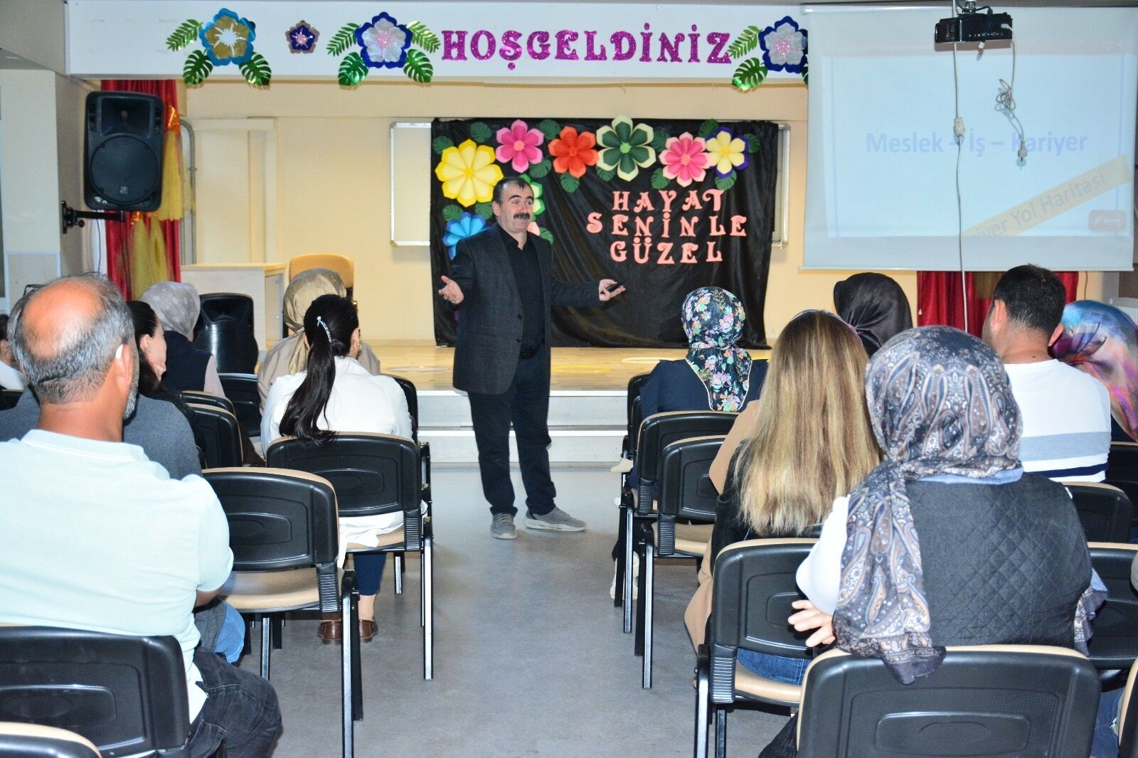 Yozgat'ta Ebeveynlere Soru Soran Çocuk Rehberi