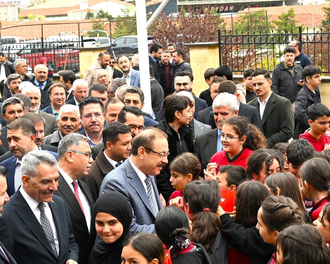Yozgat'ta Eğitime İki Büyük Yatırım Derslik Ve Spor Salonu Hizmete Açıldı (1)