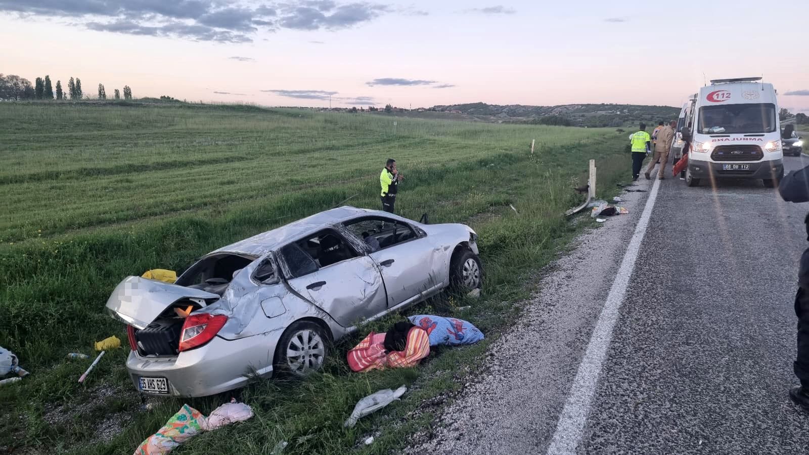 Yozgat’ta Otomobil Takla Attı 1 Ölü, 3 Yaralı (2)