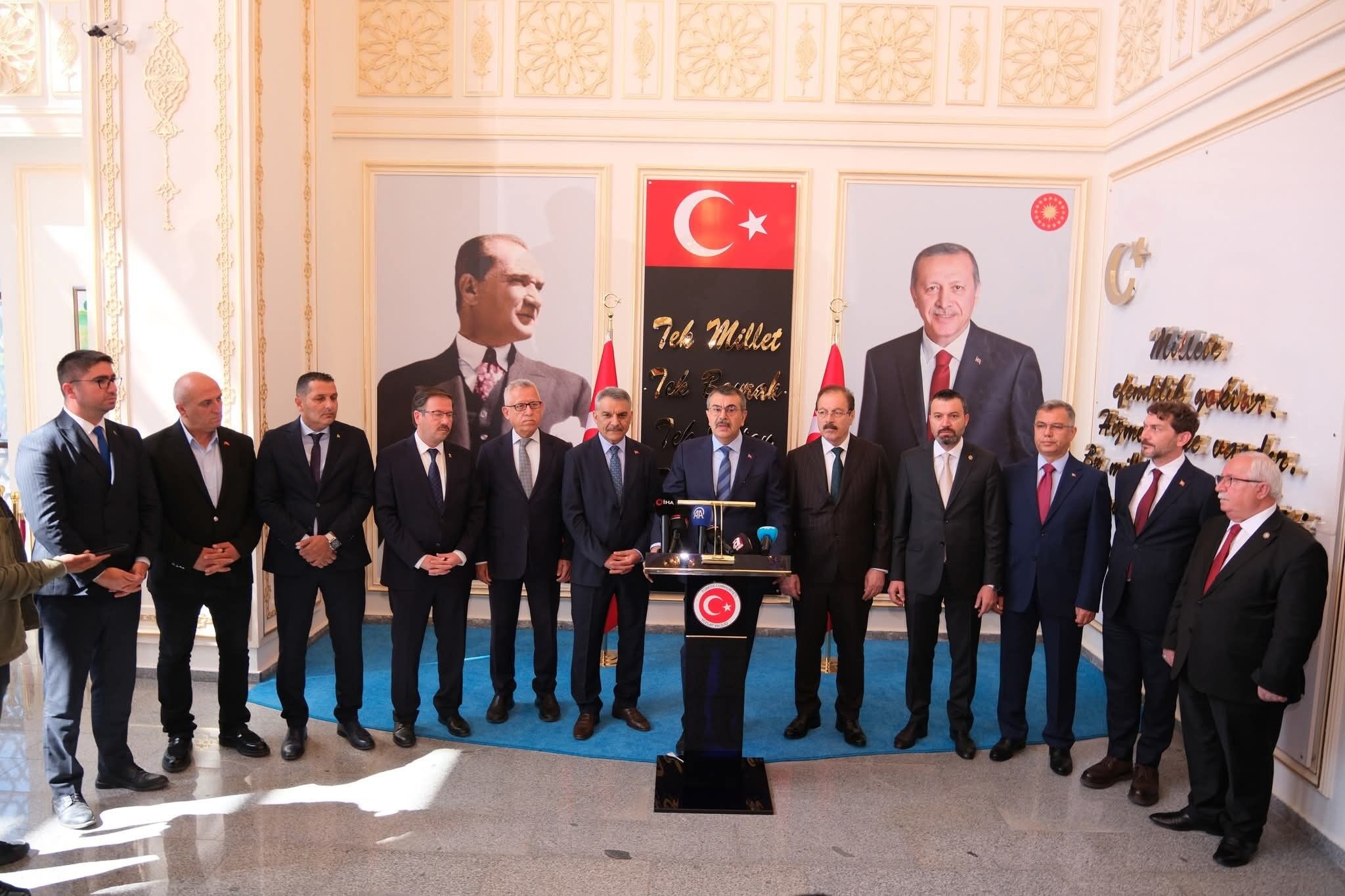 Bakan Tekin '1 Milyon 22 Bin 658 Öğrenci Sınava Girecek' (1)