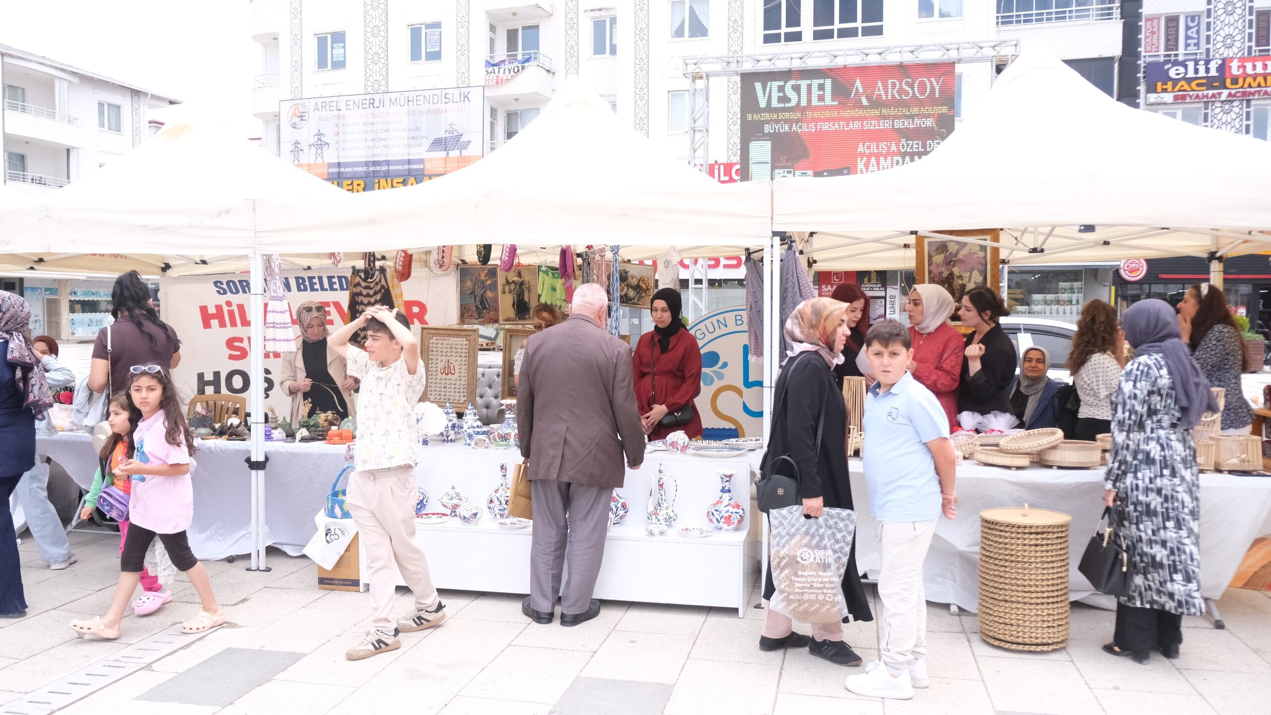 Sorgun'da El Emeği Buluşması Hilal Evleri Sergisi Kapılarını Açtı (2)