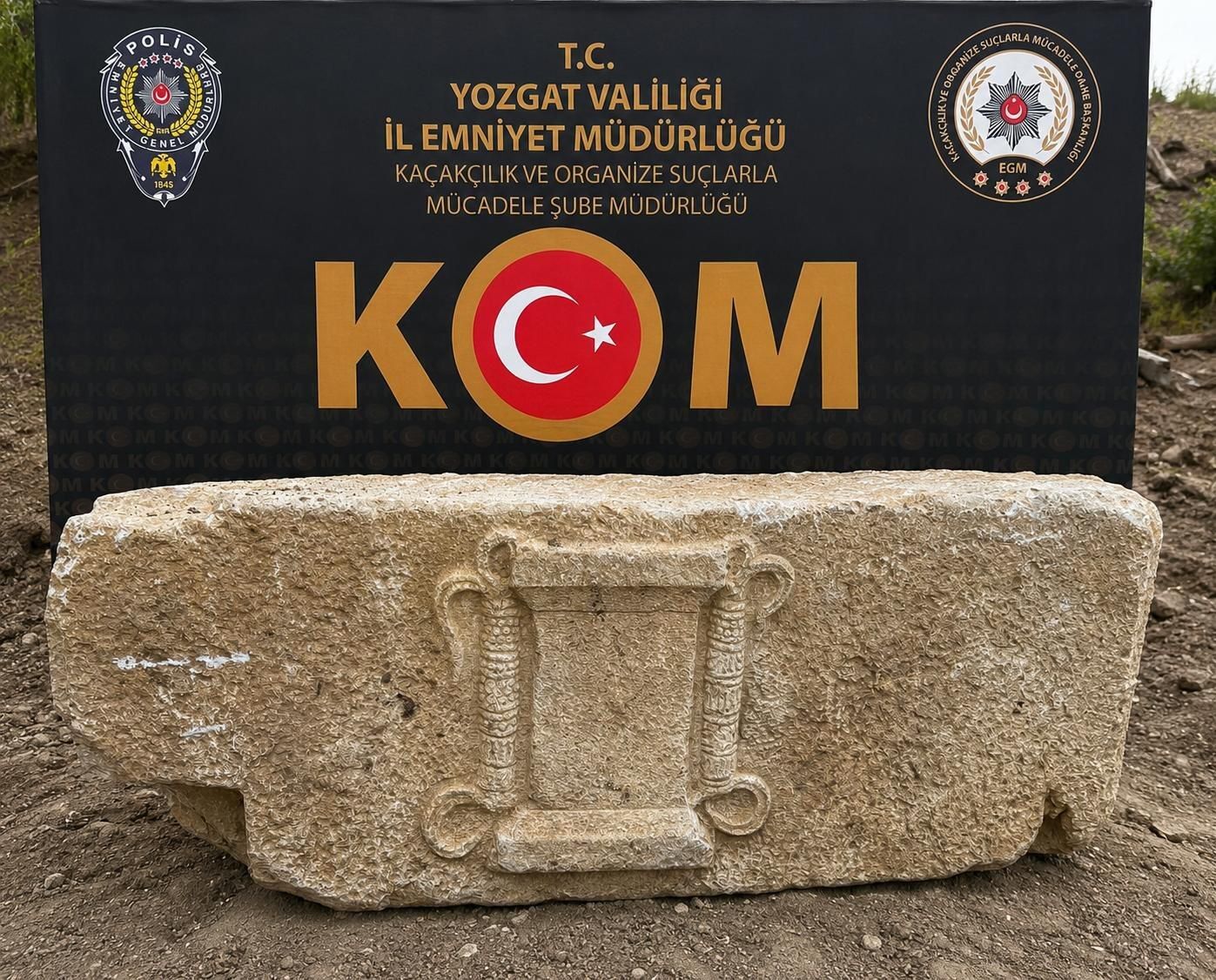 Yozgat'ta Iki Bin Yıllık Olduğu Değerlendirilen Lahit Bulundu