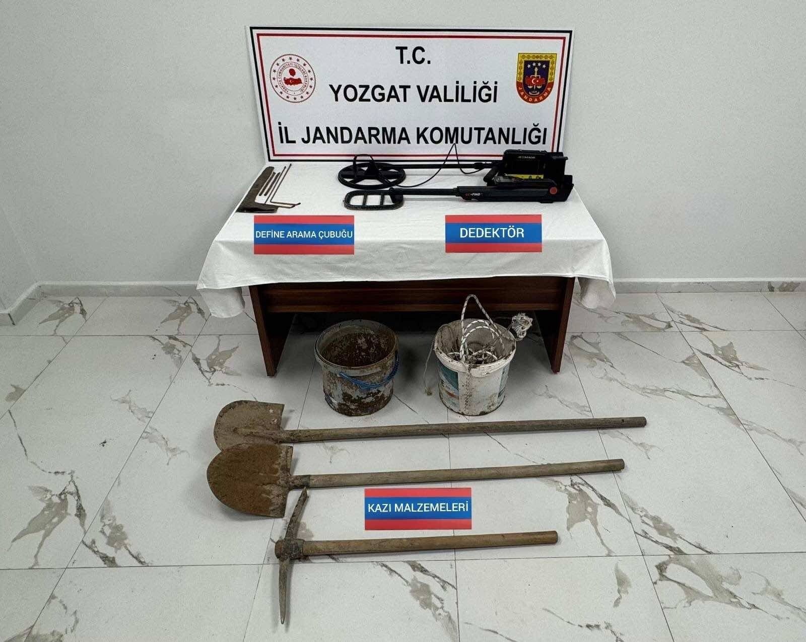 Yozgat’ta Kaçak Kazı Yapan 7 Kişi Yakalandı (2)