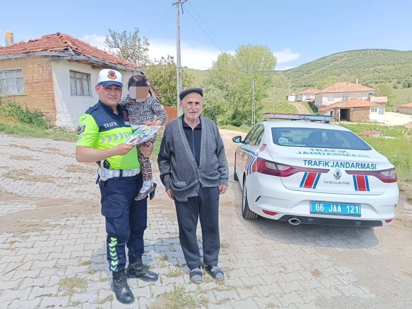 Yozgat'ta Kaybolan Minik Kızı Jandarma Buldu (1)