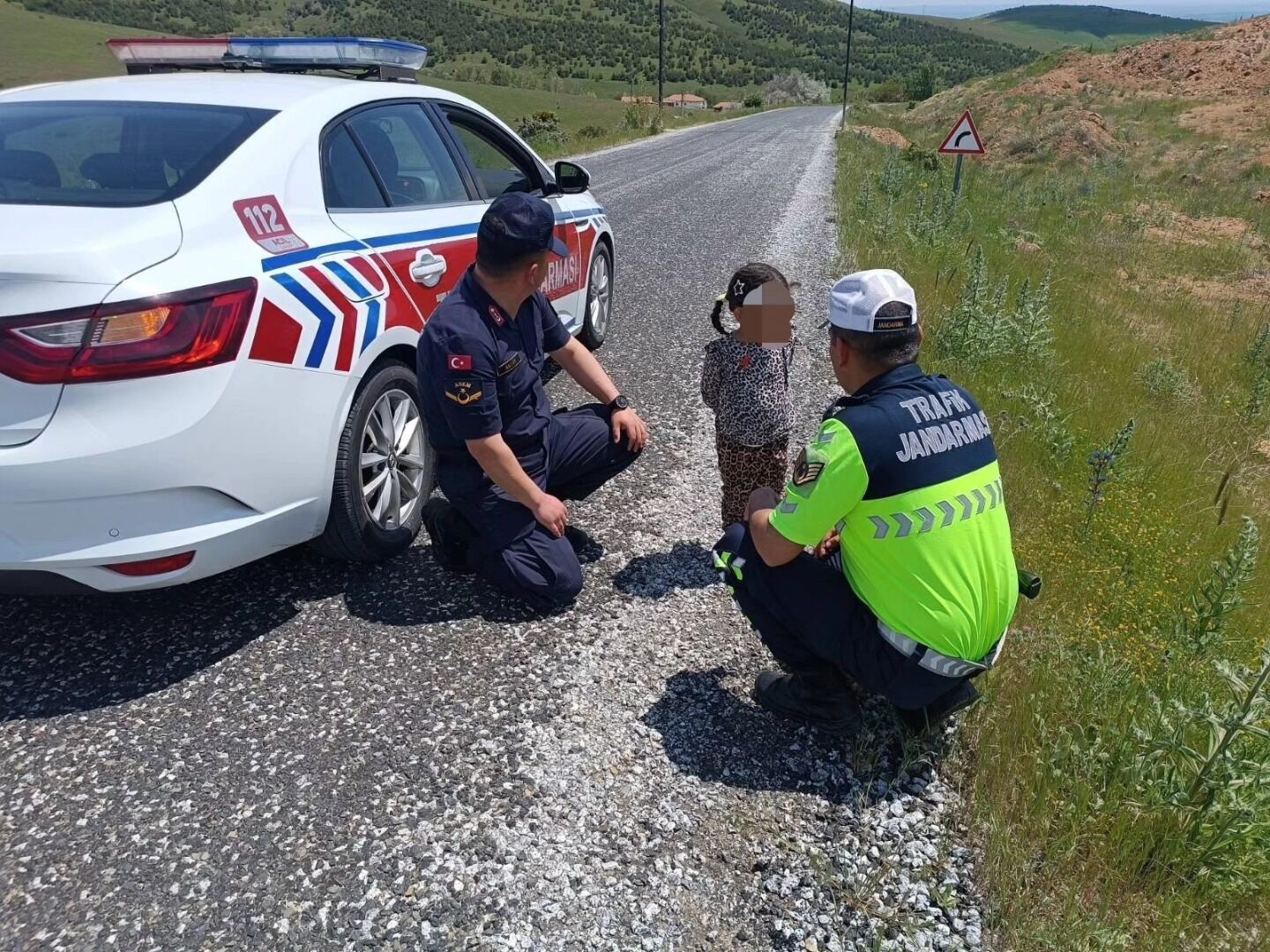 Yozgat'ta Kaybolan Minik Kızı Jandarma Buldu (2)