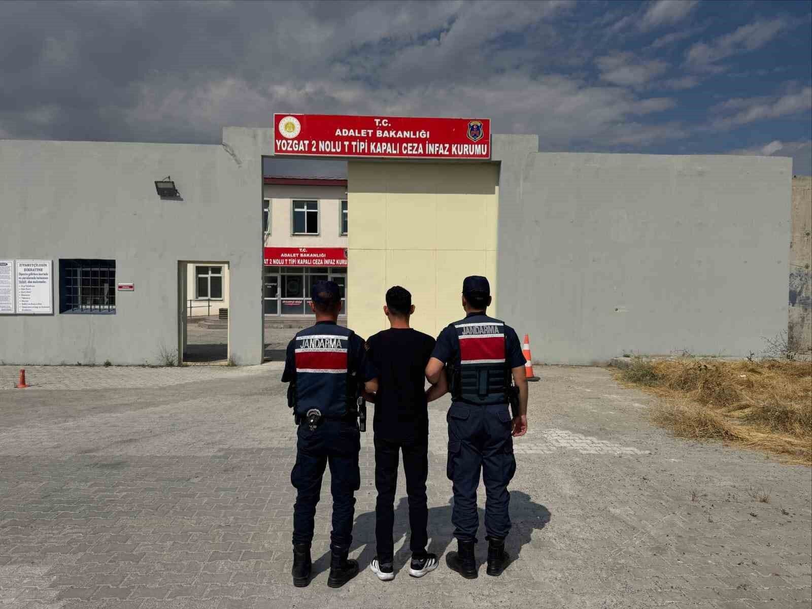 Yozgat'ta 6 yıl hapis cezası bulunan firari hükümlü yakalandı