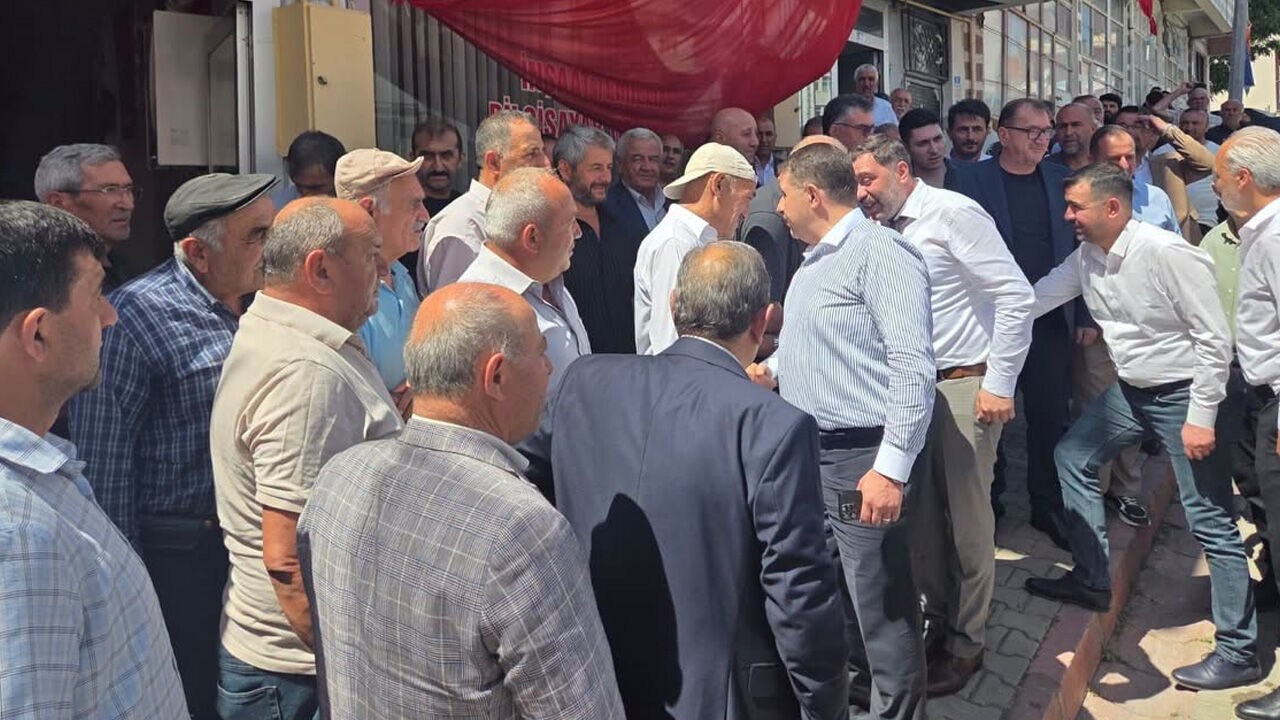 Çekerek'te Mhp Kongresi̇nde Yeni̇ Başkan Erdoğan (1)