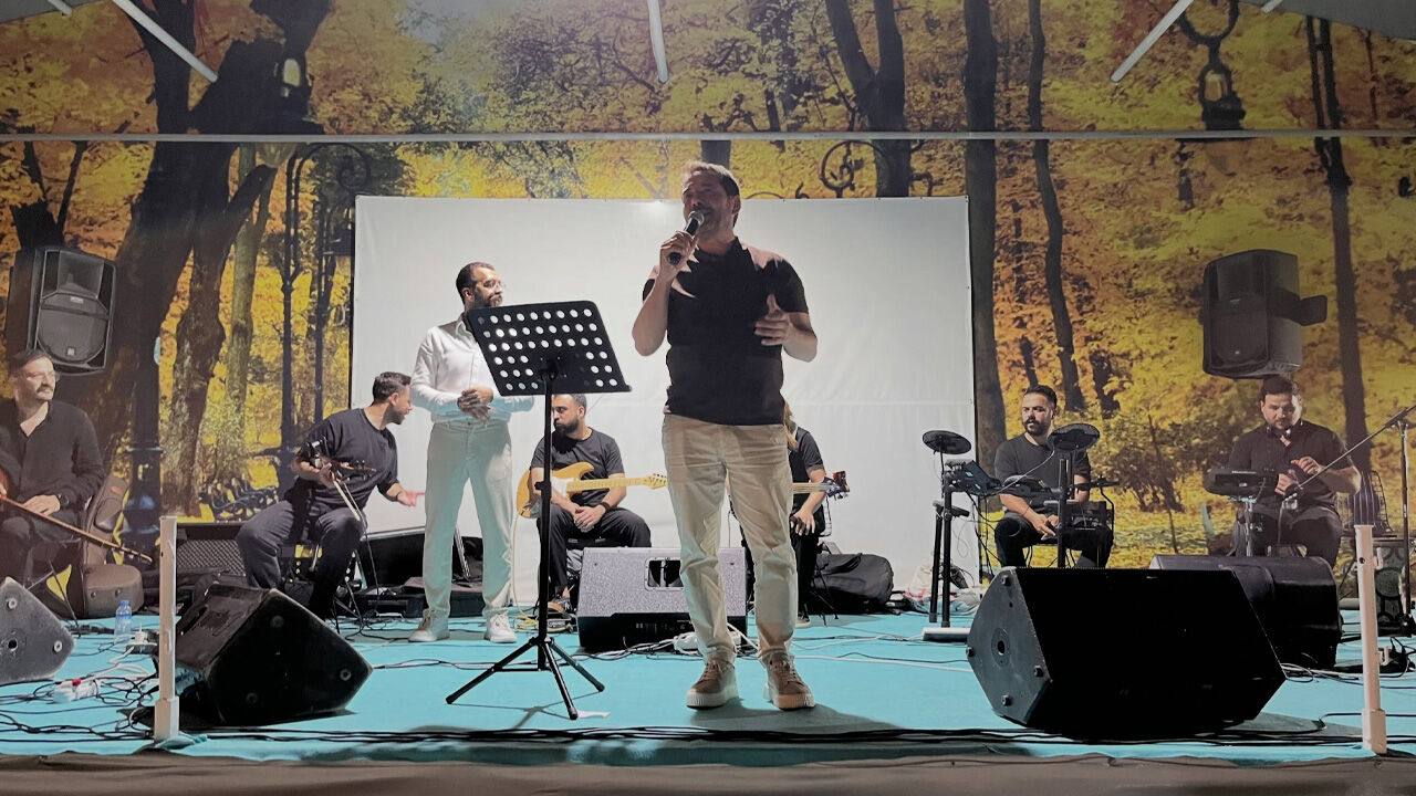 Sarıkaya'da Yaz Akşamları Canlı Müzik Etkinlikleri Başladı (1)