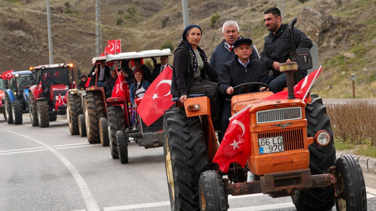 Yeni Parti'nin Kapak Görselinde Yozgat Ayrıntısı (1)