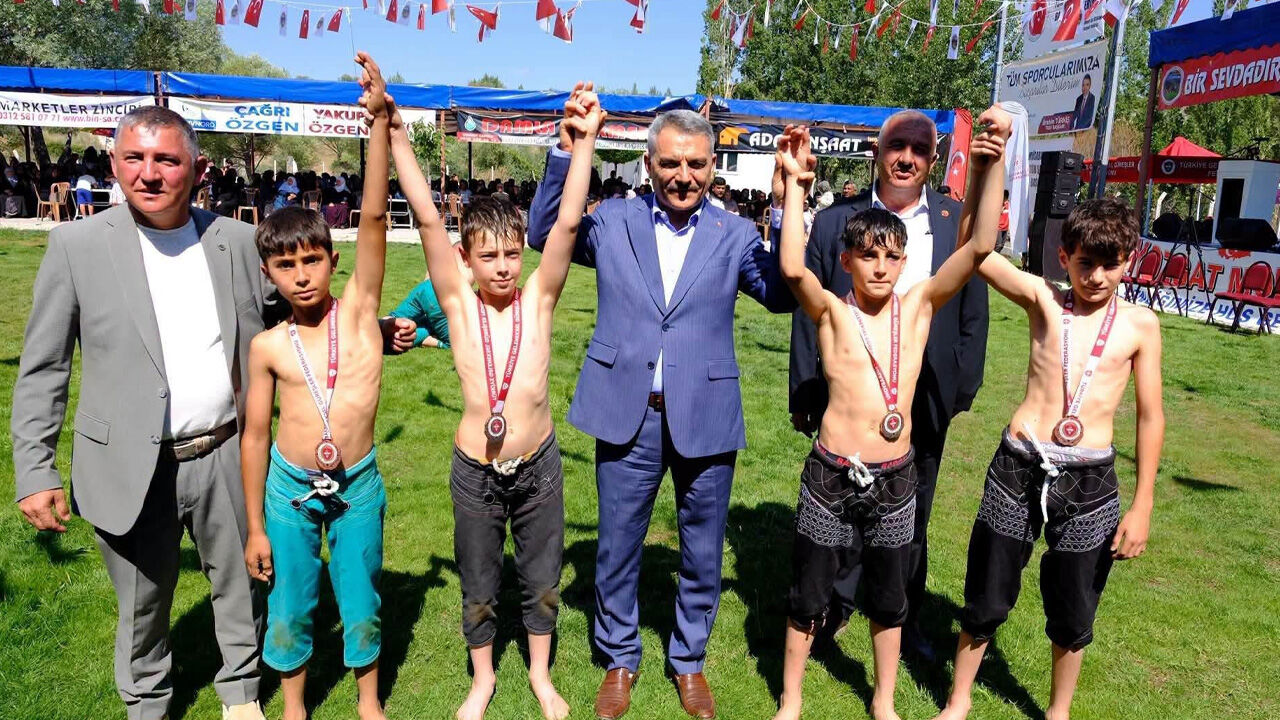 Yozgat'ta 11. Yayla Şenliği Başpehlivanlar Derbent'te Buluştu (2)