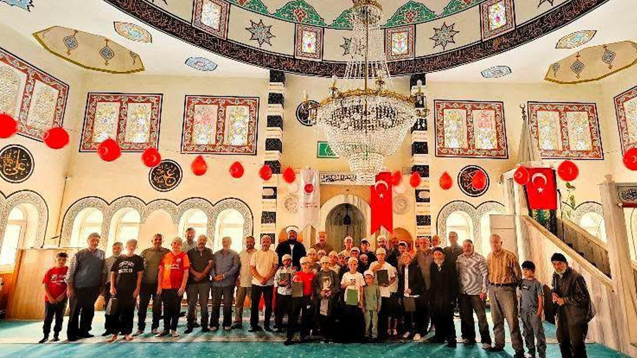 Araplı'da Kur'an Okumaya Geçenlere Ödül (2)