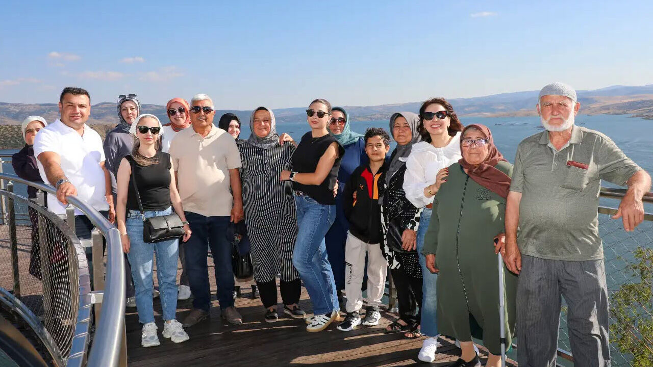 Çekerek Lavanta Adası'ndan Şehit Ailelerine Anlamlı Ağırlama (1)