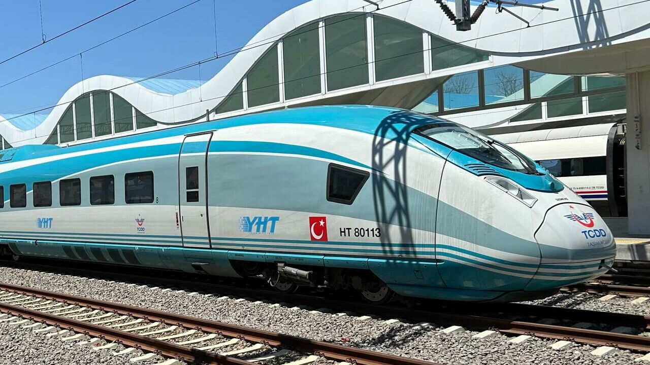 Ankara-Yerköy-Kayseri Yüksek Hızlı Tren Hattı'nın Yüzde 50'si Tamam