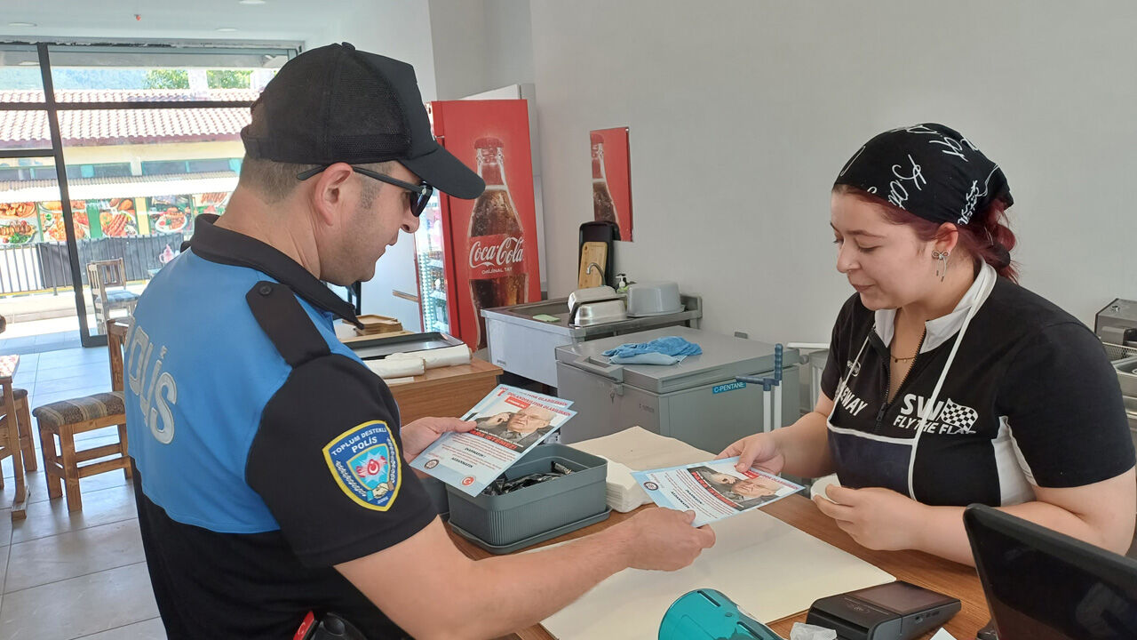 Yozgat'ta Polisten 2 Bin 714 Vatandaşa Güvenlik Bilgilendirmesi (2)