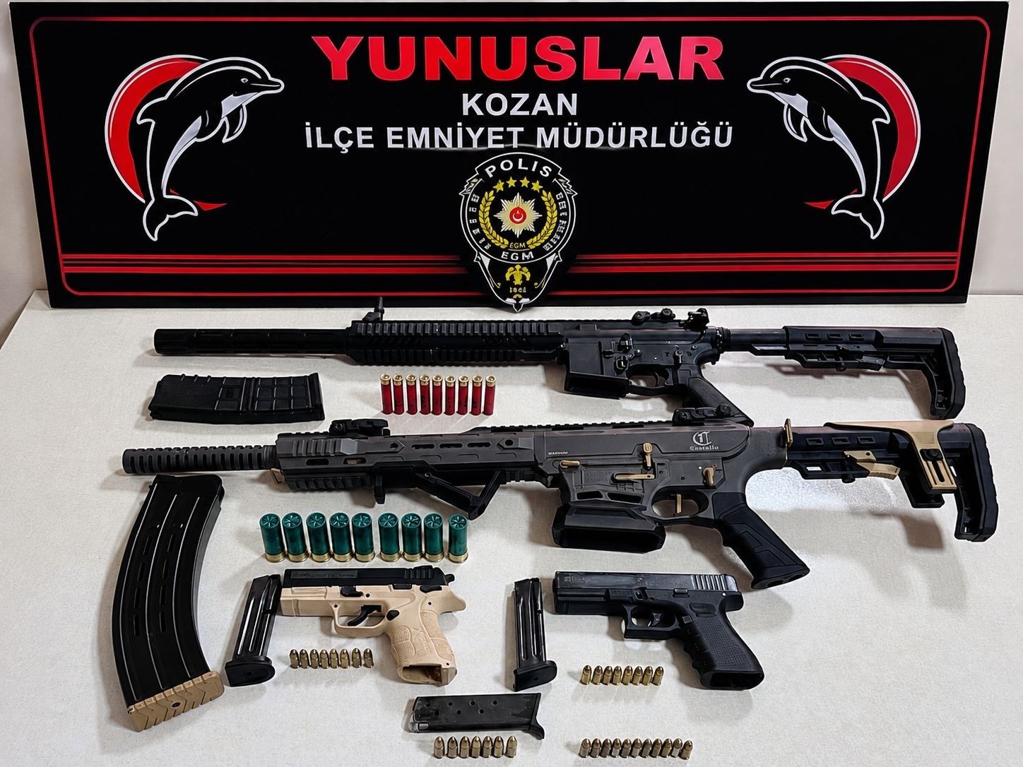 Adana polisi silah ele geçirdi