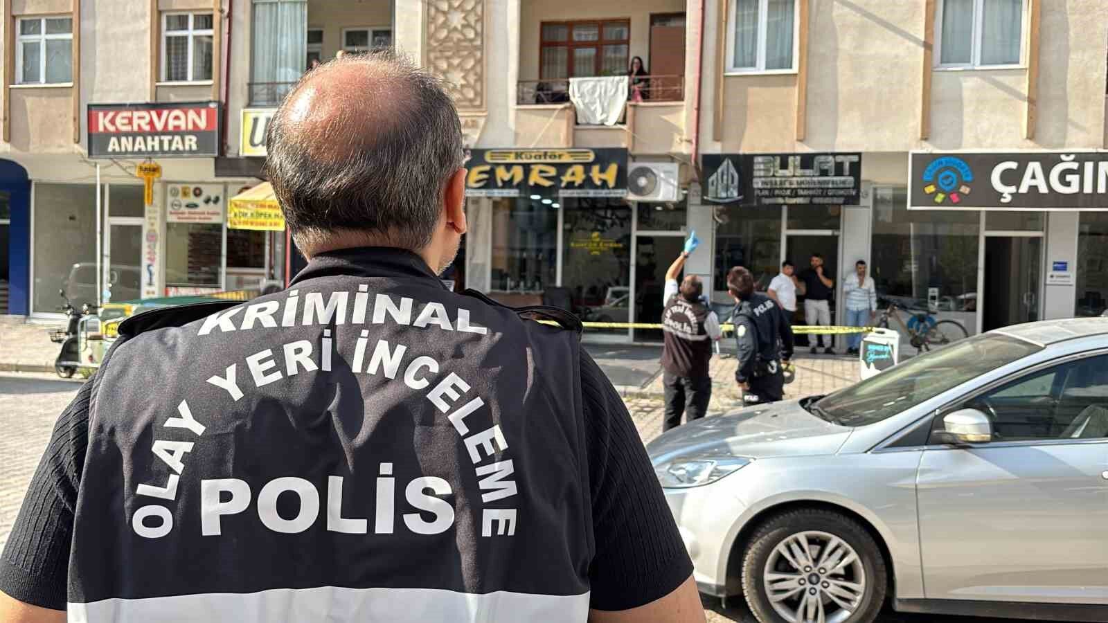 Aksaray'da 5. kattan düşen adam ağır yaralandı