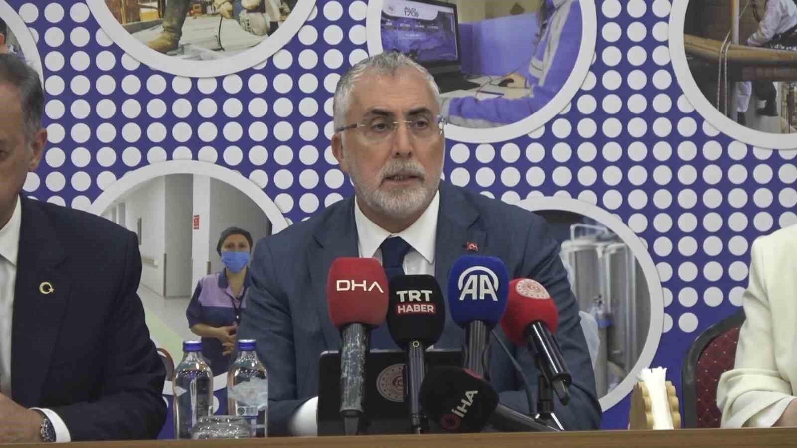 Bakan Işıkhan, Yalova Makine OSB'de iş adamlarıyla buluştu