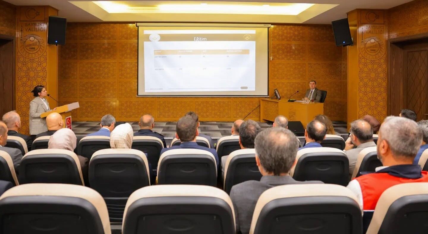 Bayburt'ta Ailenin Korunması ve Güçlendirilmesi Toplantısı yapıldı