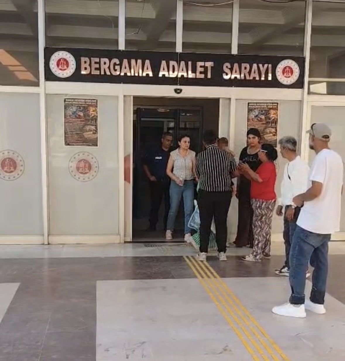 Bergama'da uyuşturucu operasyonu: Karı koca tutuklandı