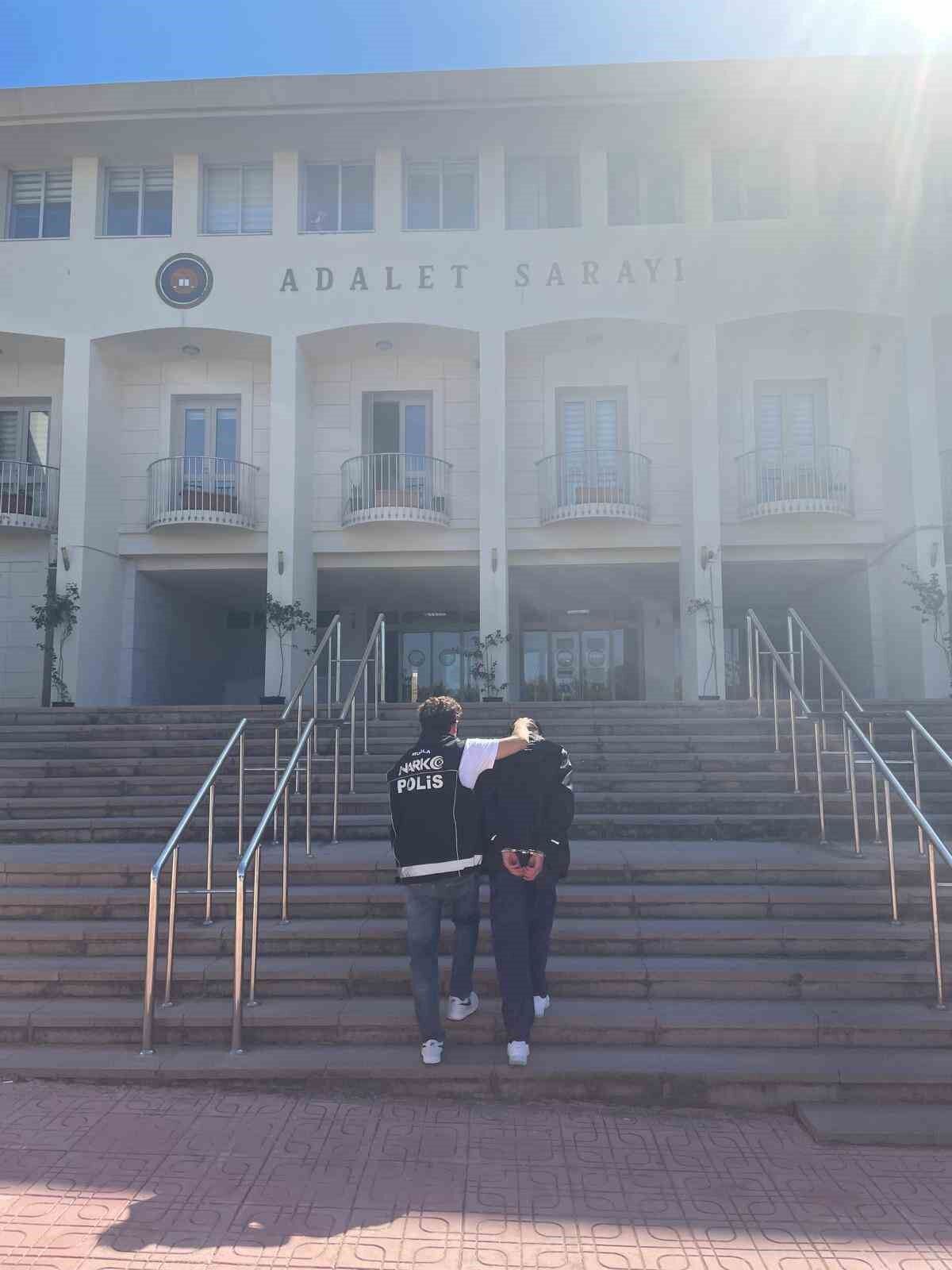 Bodrum ve Yatağan'da uyuşturucu operasyonu