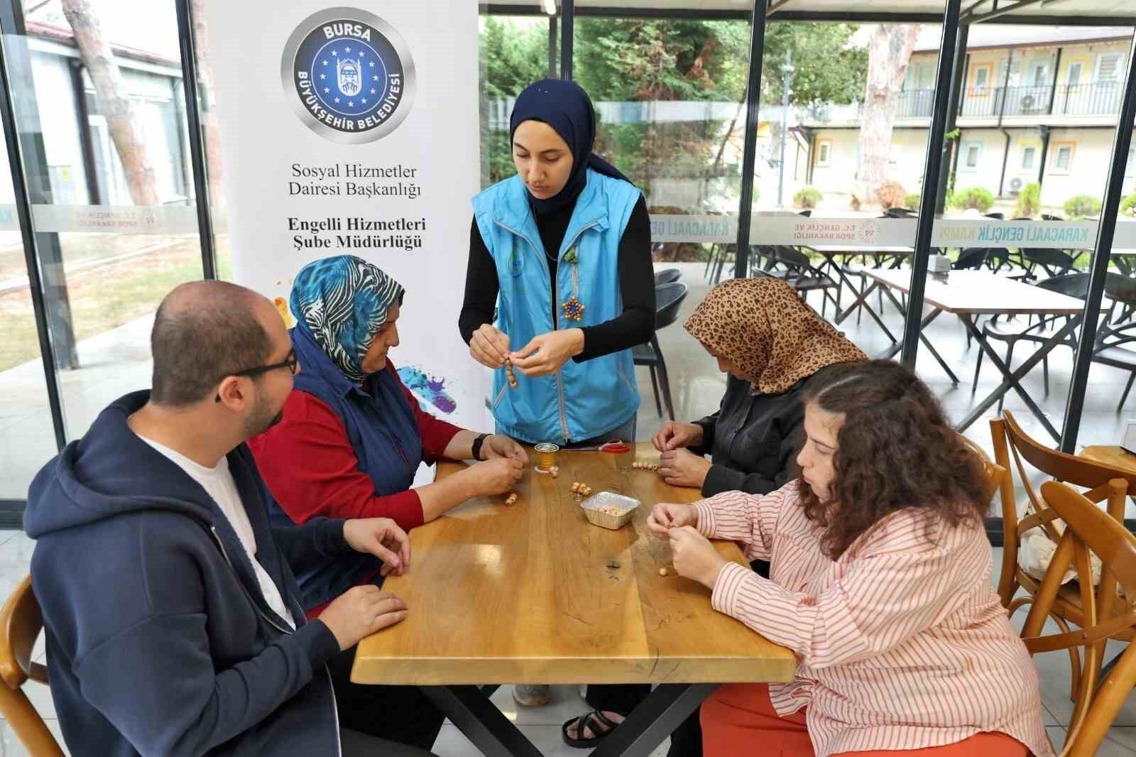 Büyükşehir'den farklı gelişim gösteren gençler için kamp