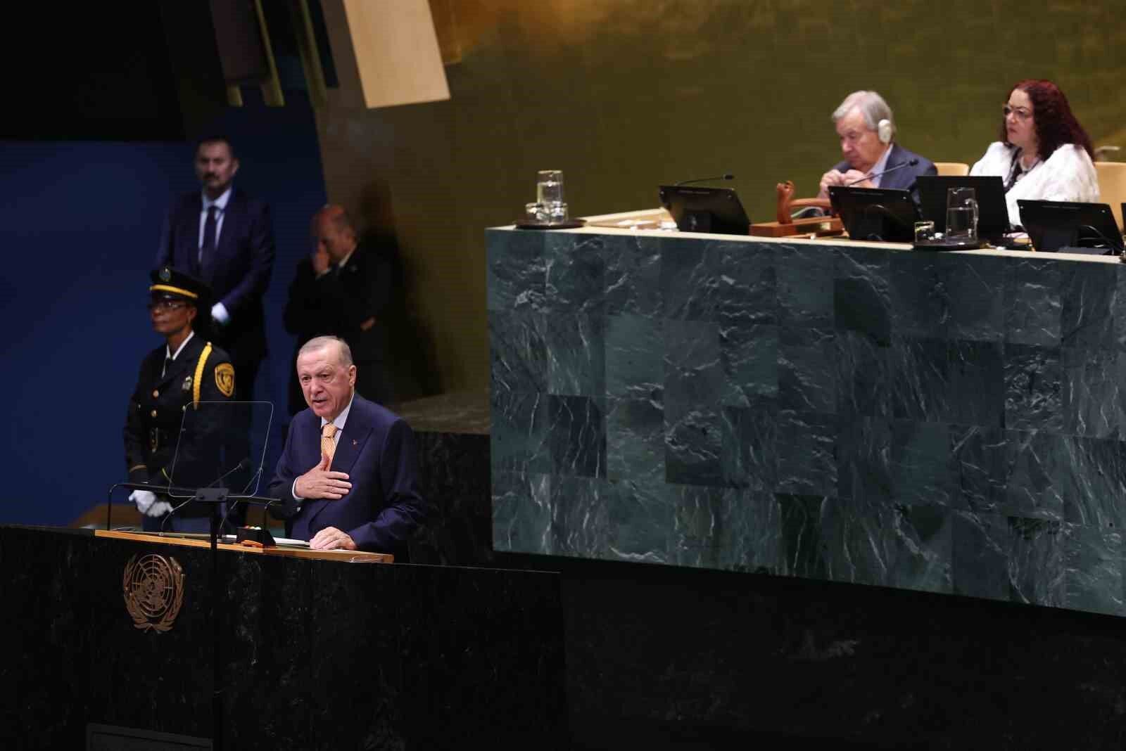 Cumhurbaşkanı Erdoğan: 'Bizler, tıpkı geçen yıl olduğu gibi özgür ve egemen Filistin Devleti'nin sesi olacak, Filistin halkının mücadelesini bu kürsüden dünyaya duyurmaya devam edeceğiz'