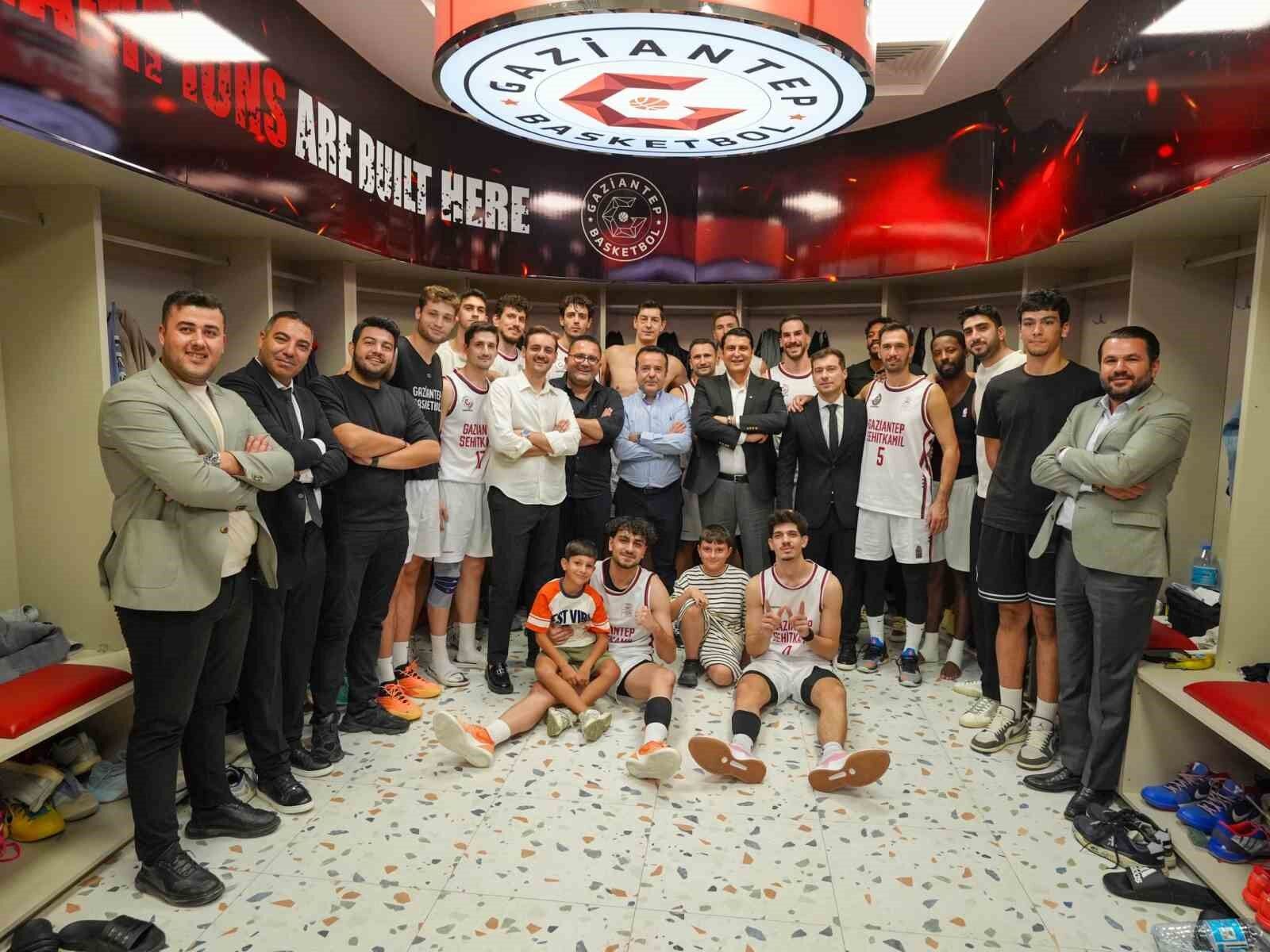 Gaziantep Basketbol, evindeki ilk maçtan galibiyetle ayrıldı