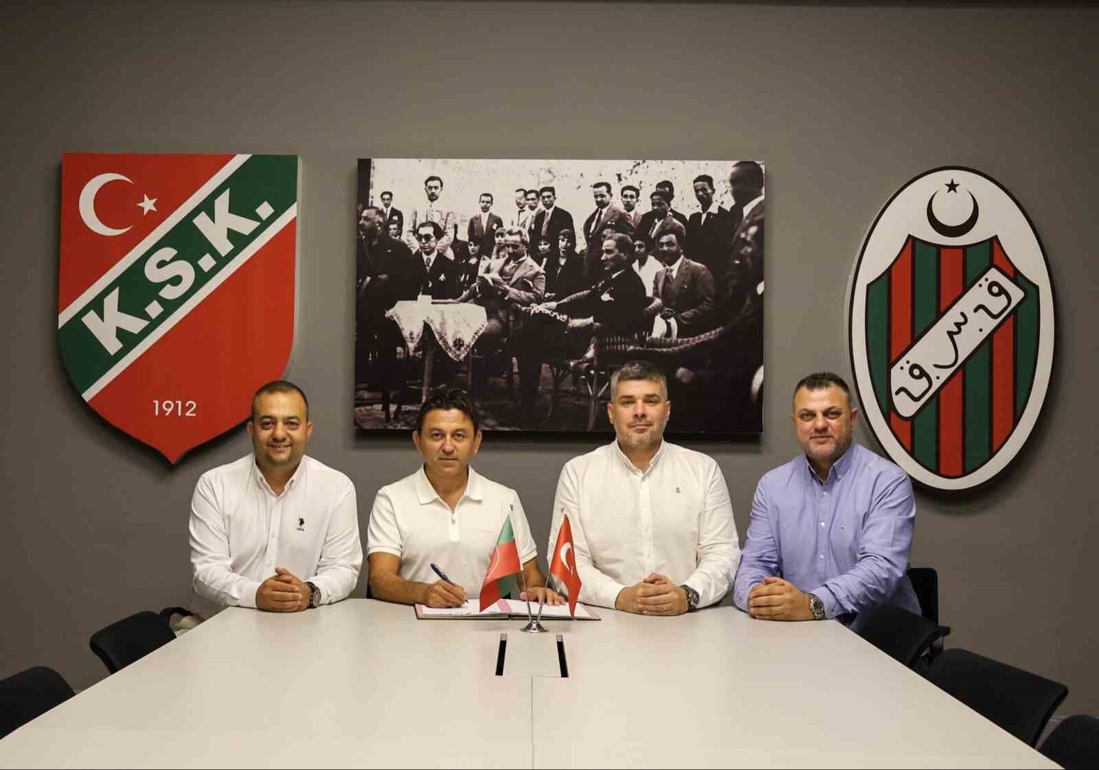 Karşıyaka'da Zafer Uysal dönemi resmen başladı